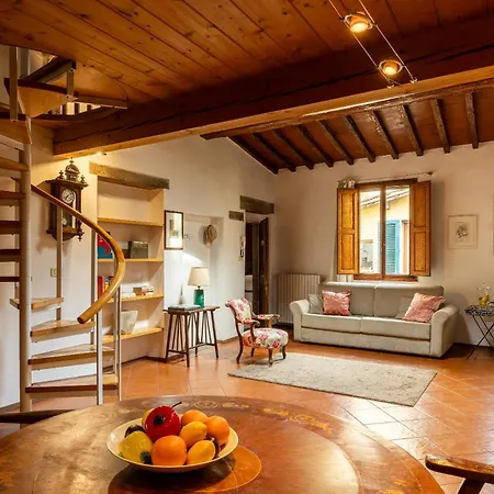 Casa Masaccio By Maison